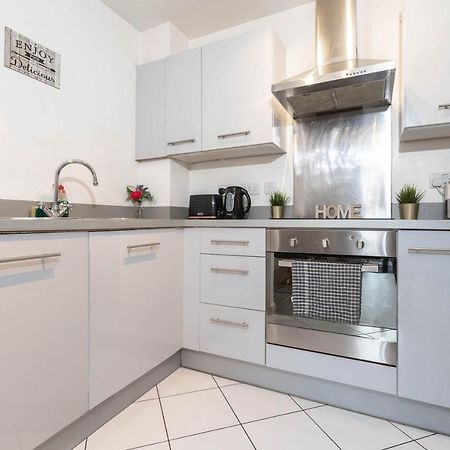 Birmingham City Centre - Luxury Apartment - Terrace - Next To Cube & Mailbox - Wifi - Smart Tv - Intercom 외부 사진